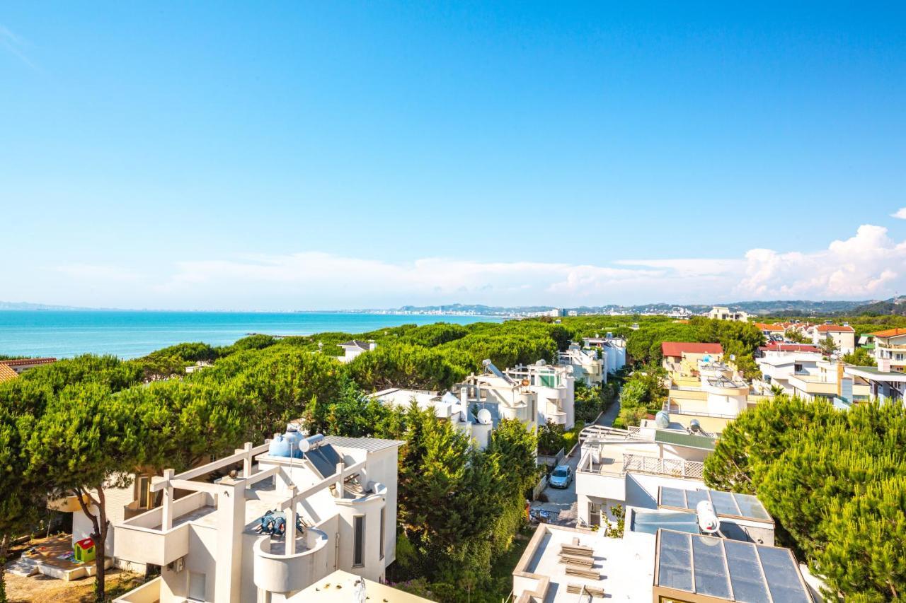 Royal Park Hotel Qerret Εξωτερικό φωτογραφία