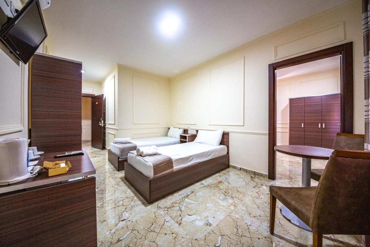 Royal Park Hotel Qerret Εξωτερικό φωτογραφία