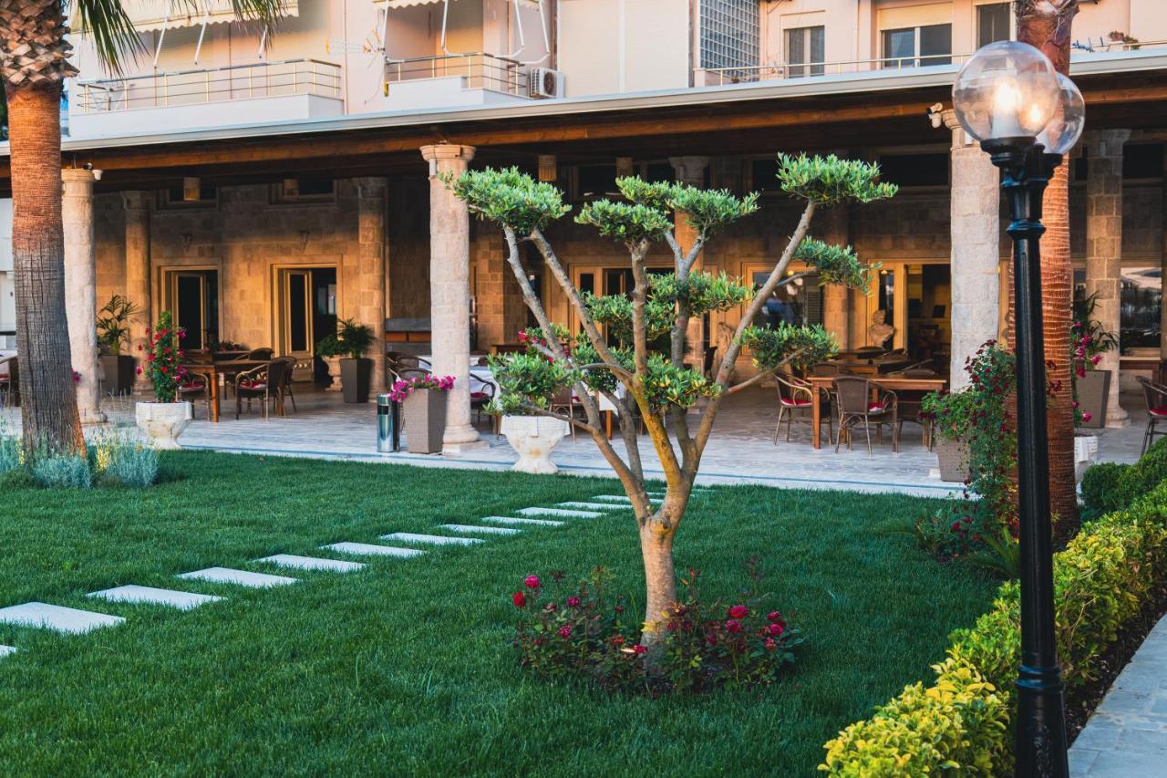 Royal Park Hotel Qerret Εξωτερικό φωτογραφία