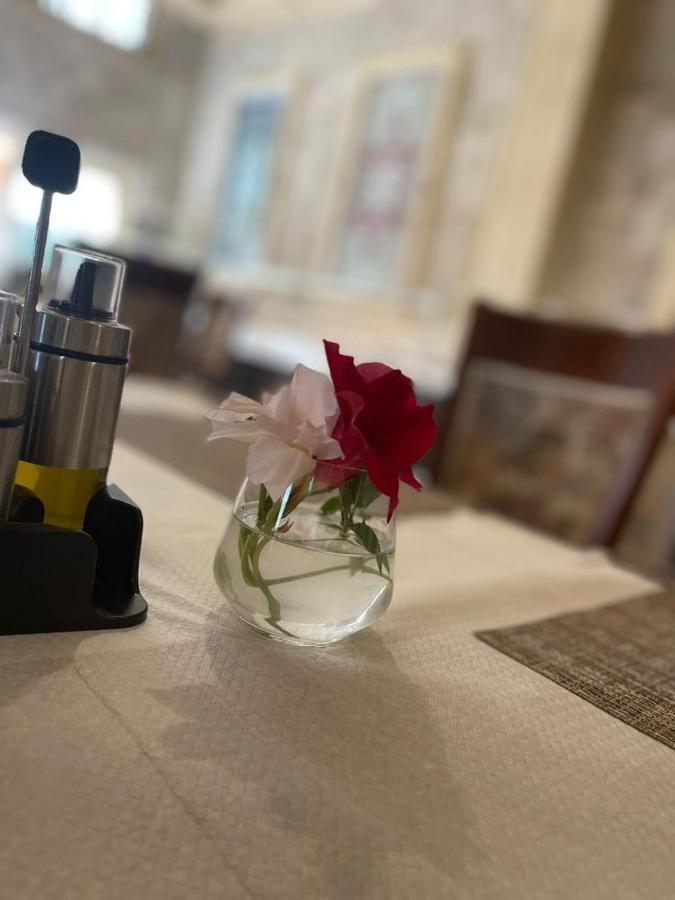 Royal Park Hotel Qerret Εξωτερικό φωτογραφία